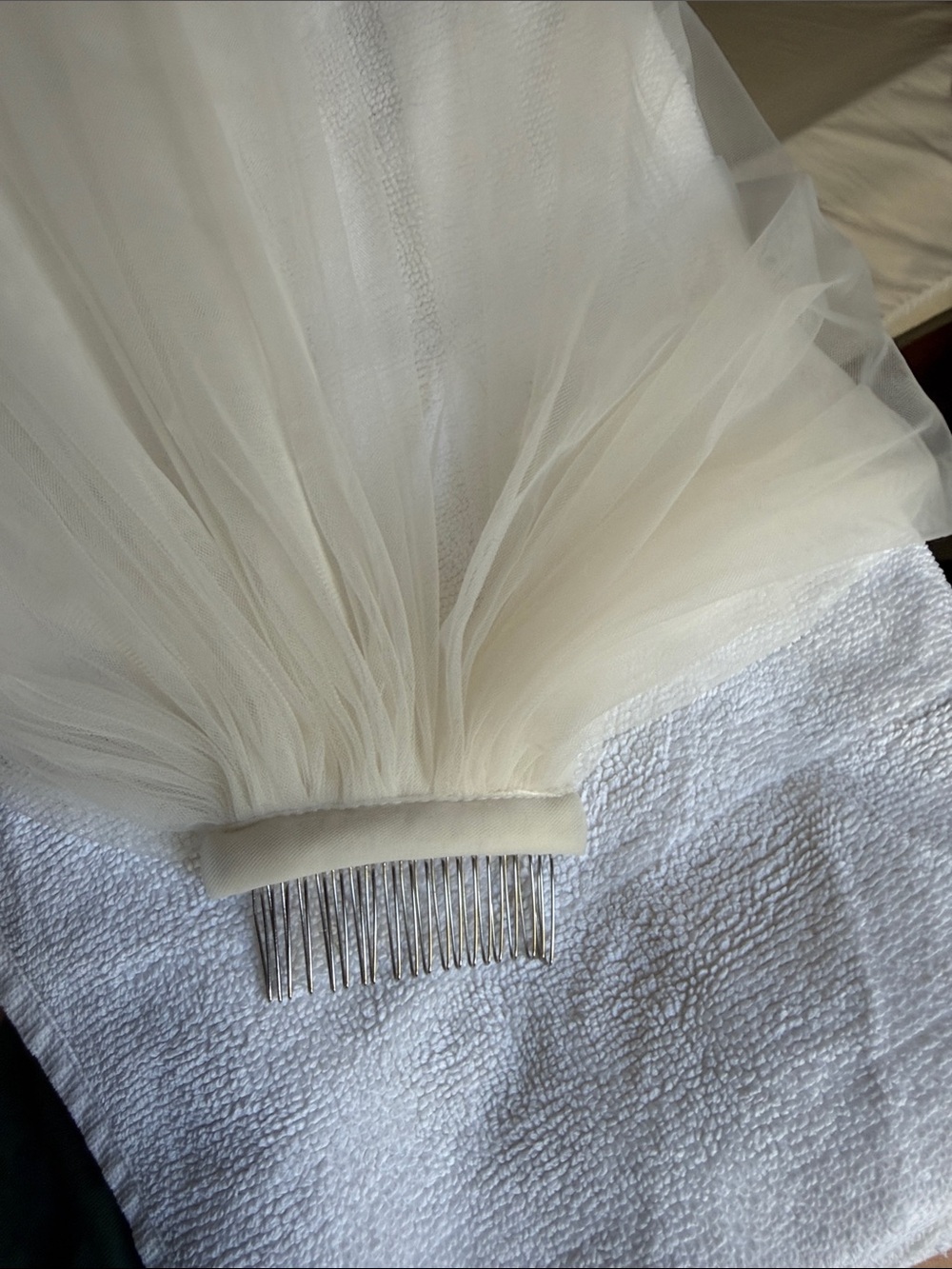 118x118 inch Dark Ivory Champagne Plain Cathedral Wedding Veil Bridal Soft Tulle - Picture 6 of 8